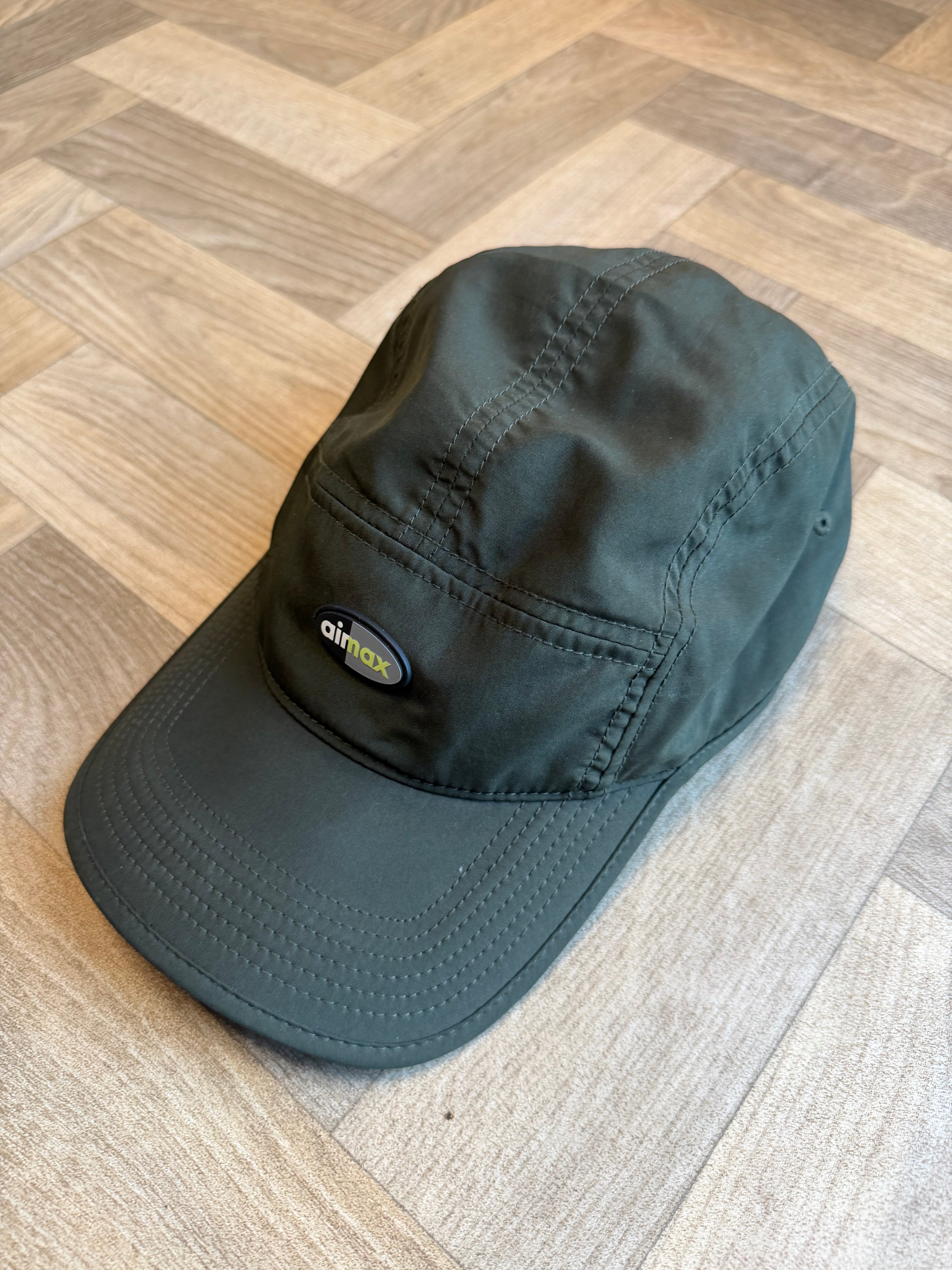 AW84 Nike air max cap