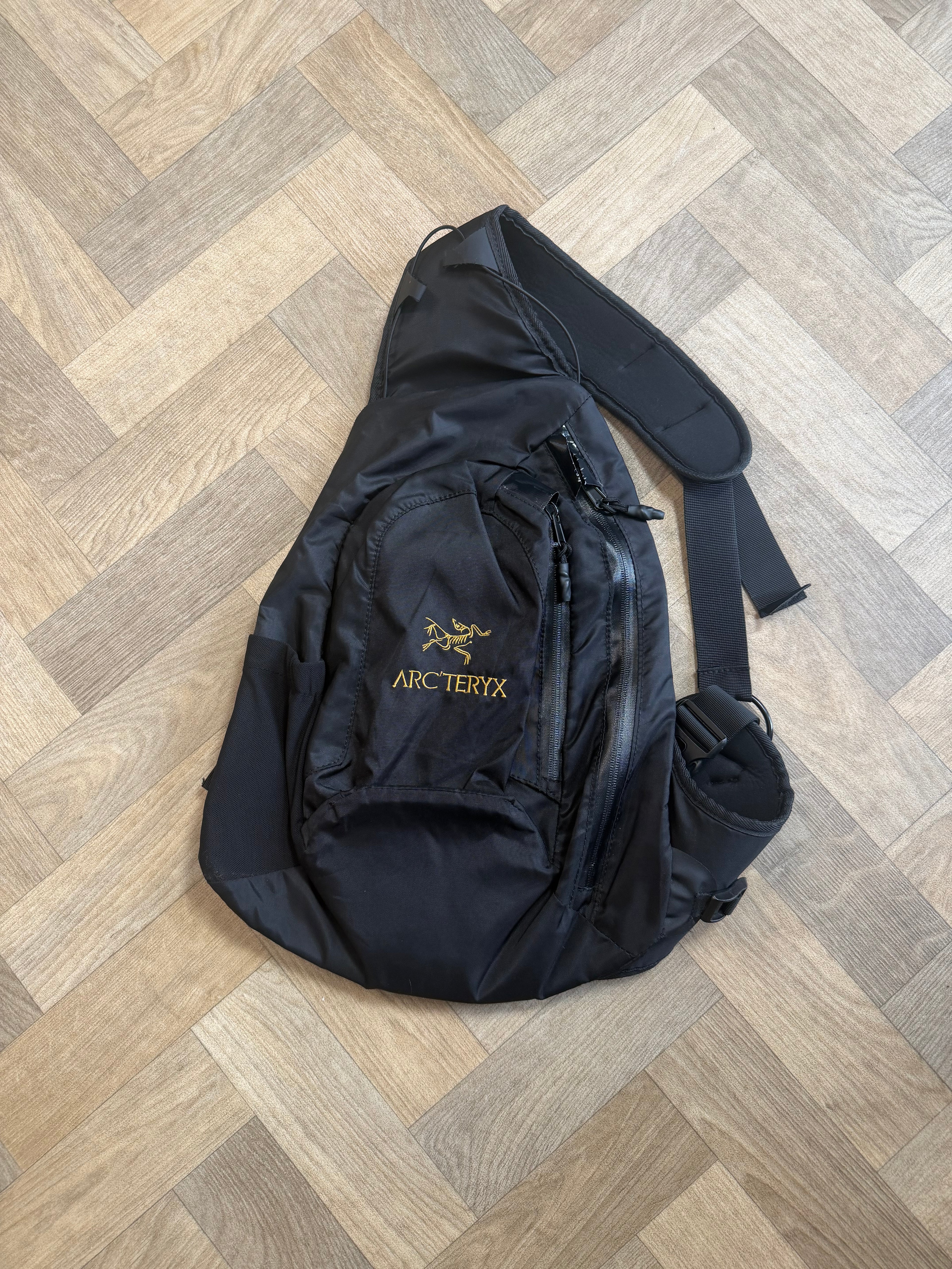 Vintage Arcteryx Sling Bag