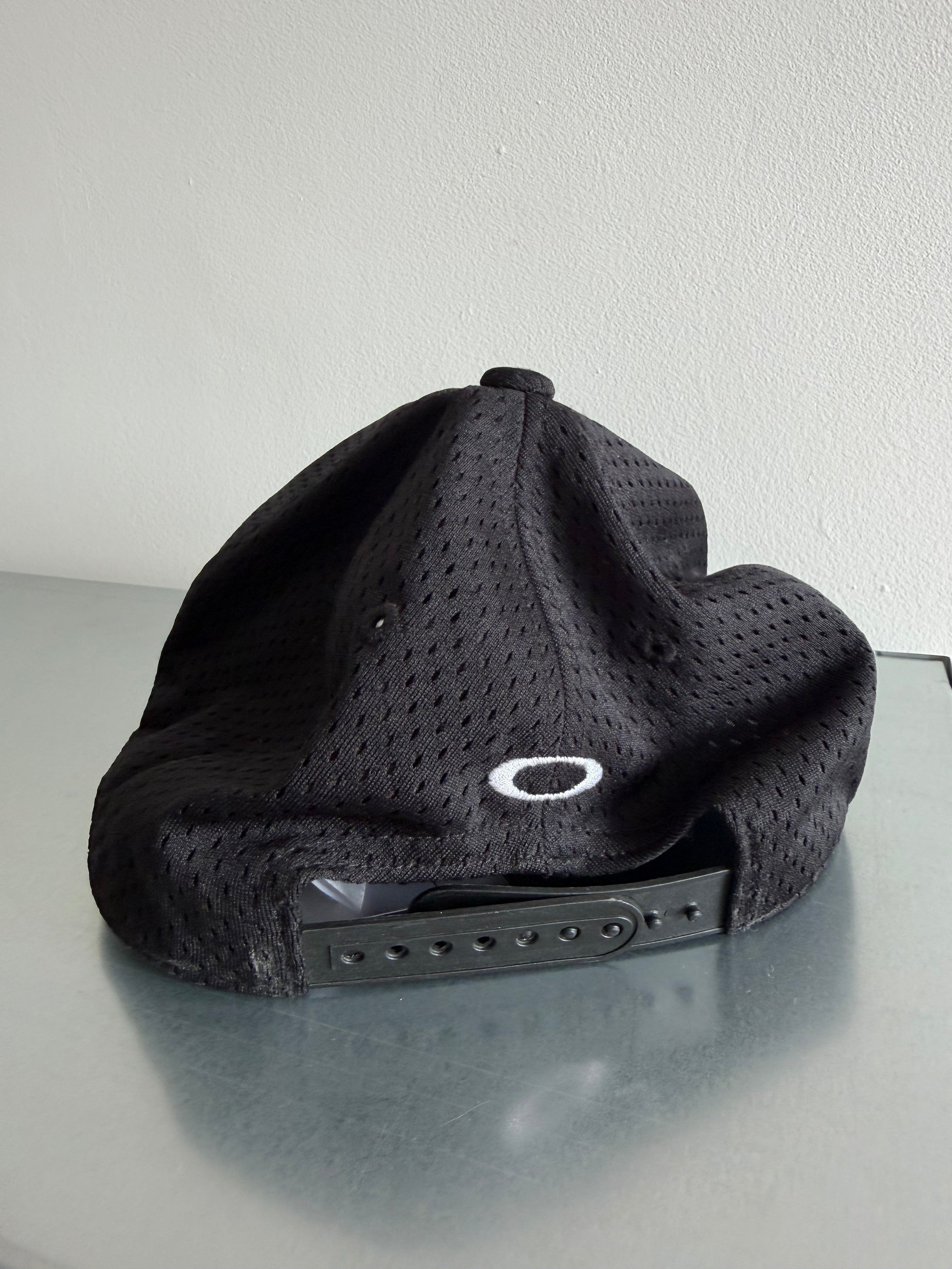Oakley Software Cutout Cap